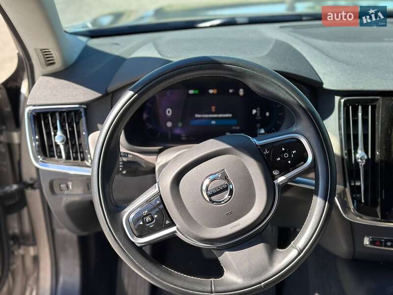 Универсал Volvo V90 Cross Country 2022 в Владимире
