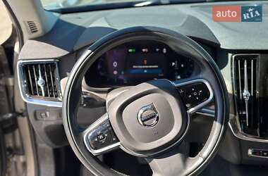 Универсал Volvo V90 Cross Country 2022 в 