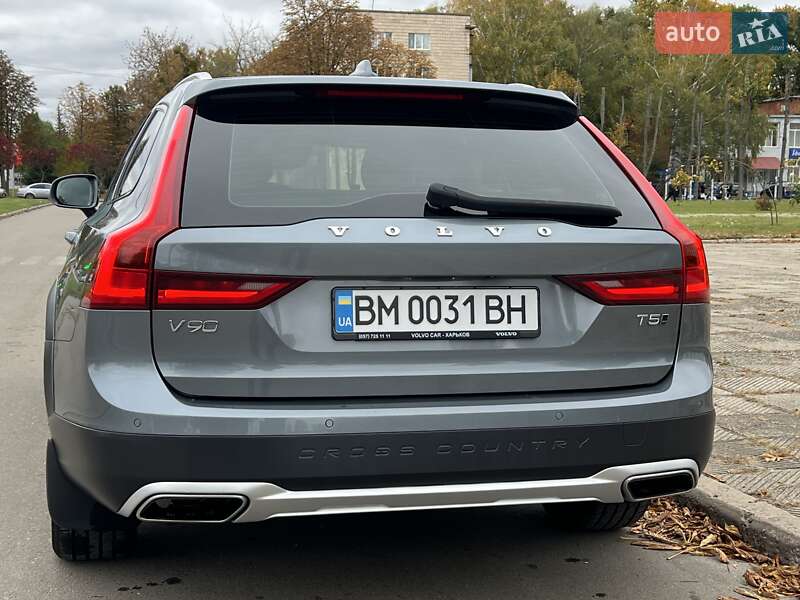 Універсал Volvo V90 Cross Country 2018 в Києві