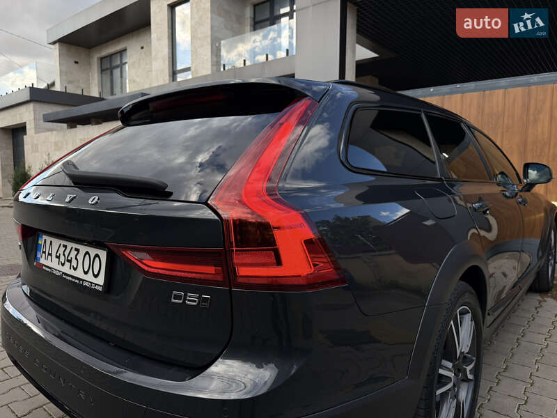 Універсал Volvo V90 Cross Country 2020 в Одесі фото 12 Універсал Volvo V90 Cross Country 2020 в Одесі
