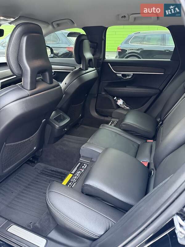 Универсал Volvo V90 Cross Country 2017 в Киеве фото 7 Универсал Volvo V90 Cross Country 2017 в Киеве