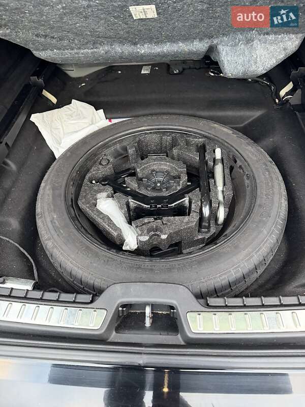 Универсал Volvo V90 Cross Country 2017 в Киеве фото 15 Универсал Volvo V90 Cross Country 2017 в Киеве