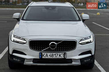 Универсал Volvo V90 Cross Country 2019 в Киеве