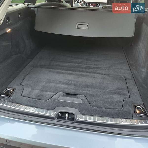 Универсал Volvo V90 Cross Country 2017 в Ивано-Франковске фото 35 Универсал Volvo V90 Cross Country 2017 в Ивано-Франковске