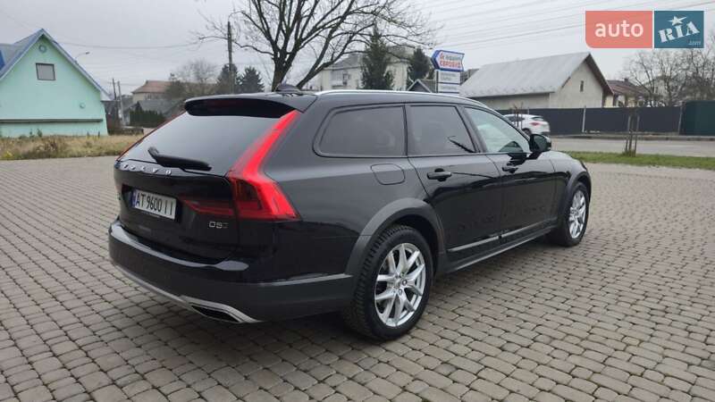 Універсал Volvo V90 Cross Country 2019 в Коломиї