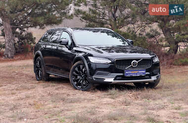 Універсал Volvo V90 Cross Country 2022 в Дніпрі