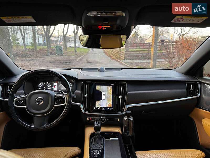 Універсал Volvo V90 Cross Country 2017 в Києві