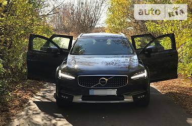 Внедорожник / Кроссовер Volvo V90 2017 в Житомире
