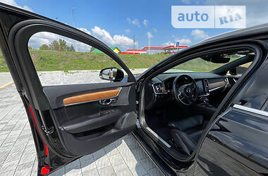 Универсал Volvo V90 2017 в 