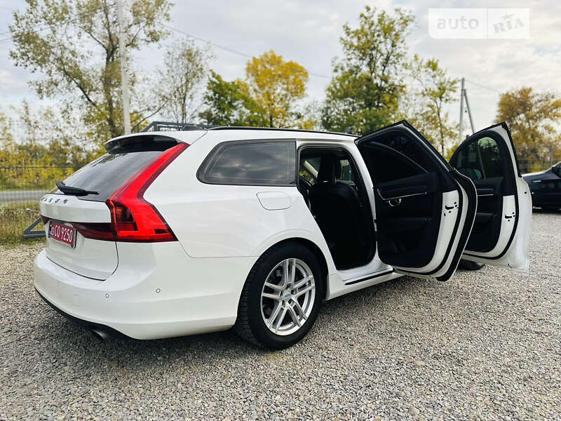 Универсал Volvo V90 2018 в Иршаве