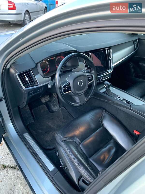 Универсал Volvo V90 2016 в Львове