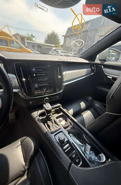 Универсал Volvo V90 2019 в 
