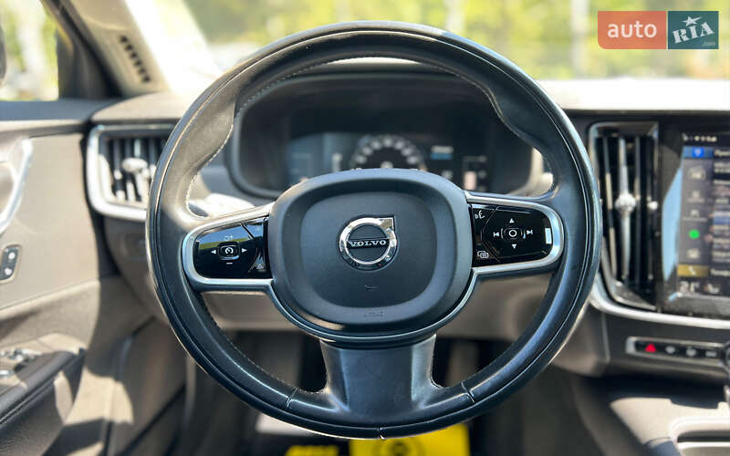 Универсал Volvo V90 2017 в Львове