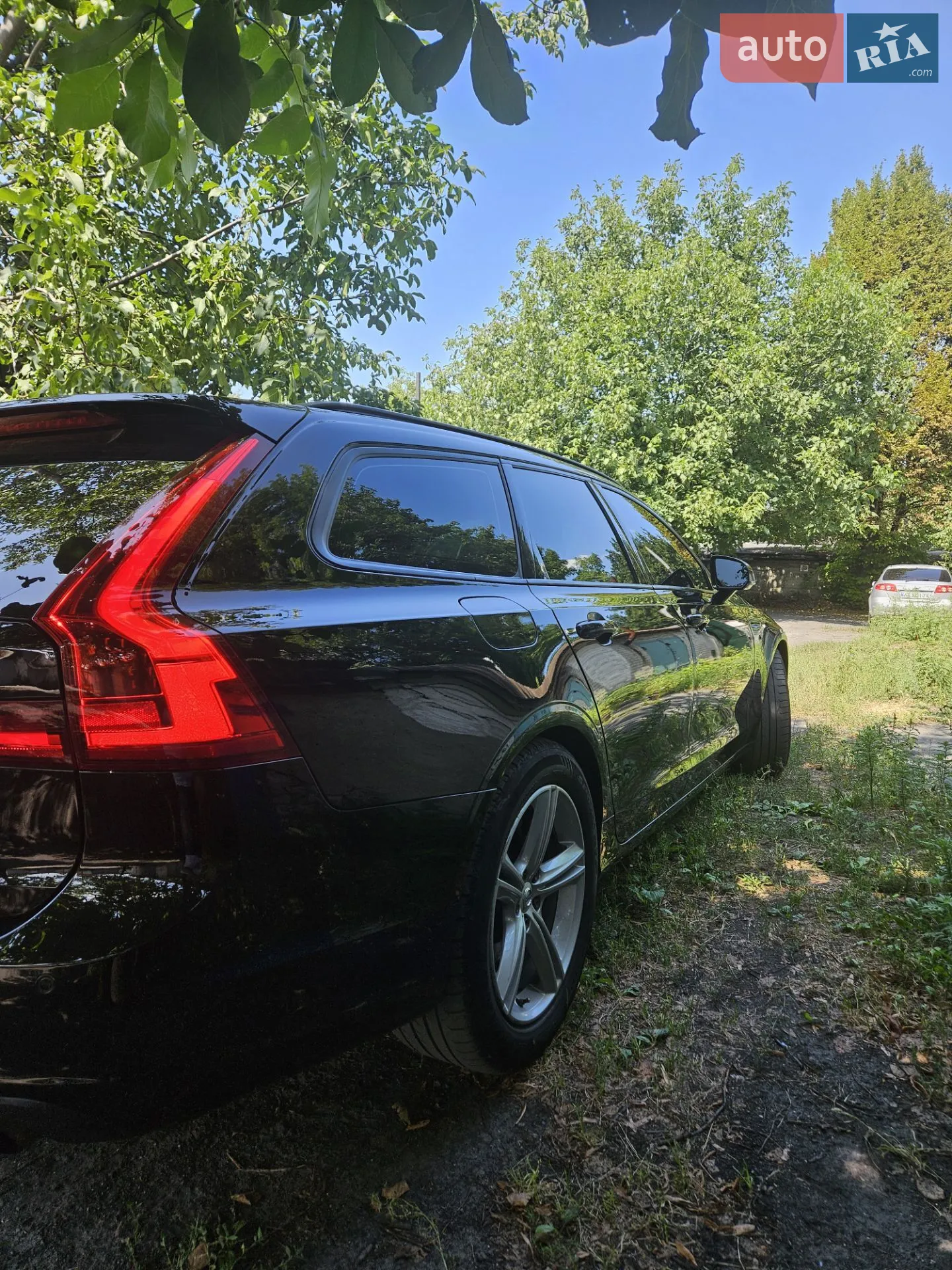 2017 Volvo V90 - мініатюра 17