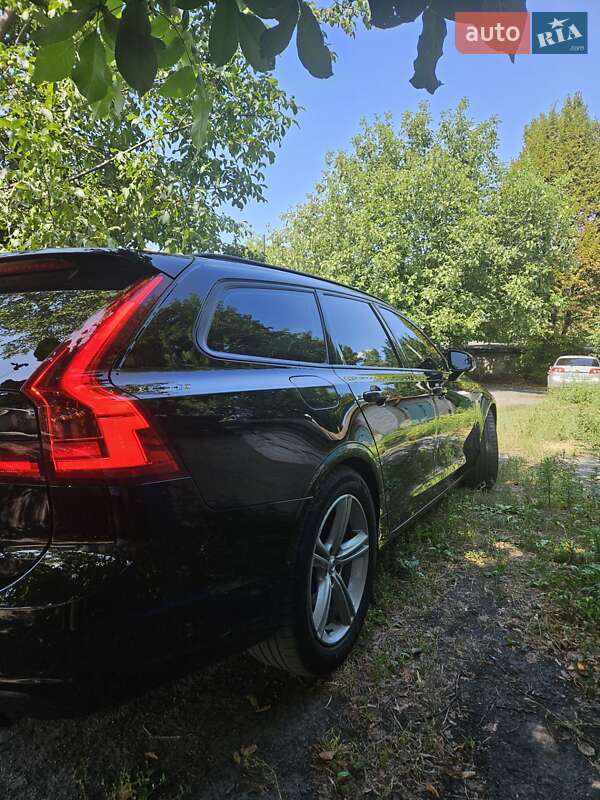 Універсал Volvo V90 2017 в Першотравенську