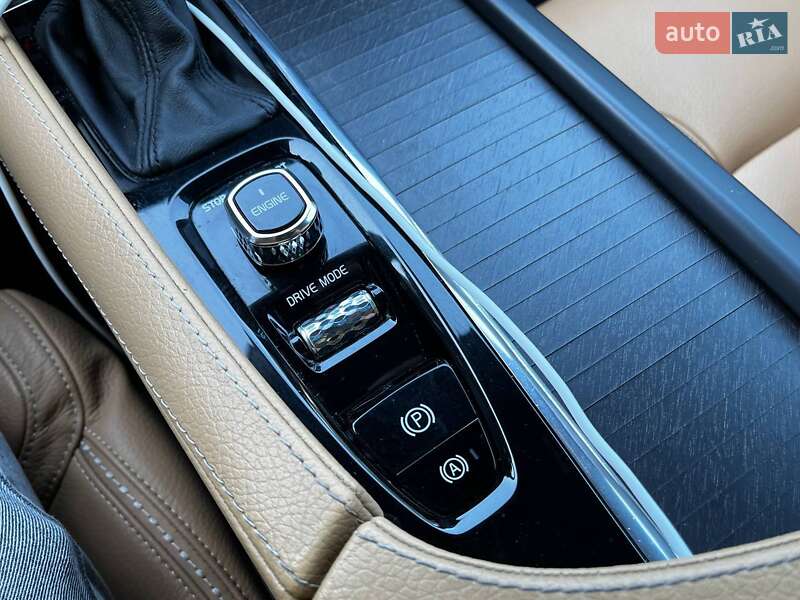 Универсал Volvo V90 2017 в Киеве фото 36 Универсал Volvo V90 2017 в Киеве