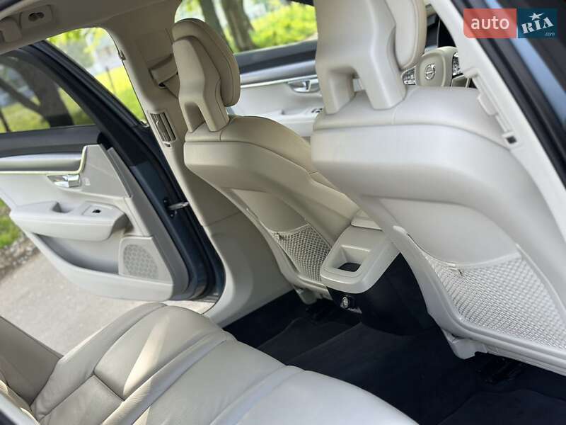 Универсал Volvo V90 2016 в Львове