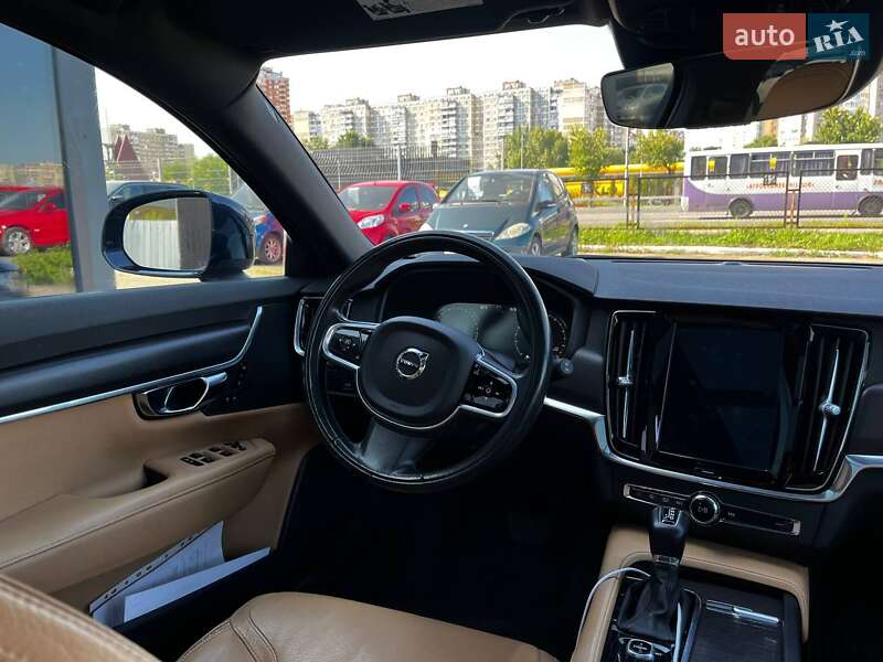 Универсал Volvo V90 2017 в Киеве