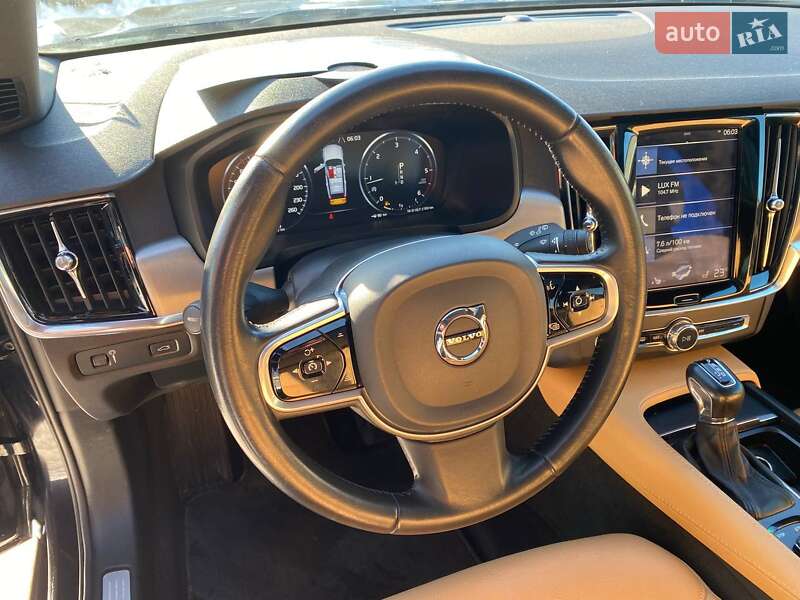 Универсал Volvo V90 2017 в Львове фото 12 Универсал Volvo V90 2017 в Львове