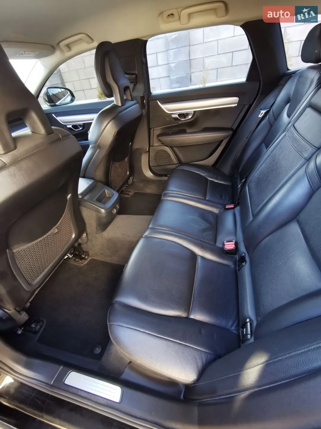 2017 Volvo V90 - мініатюра 9
