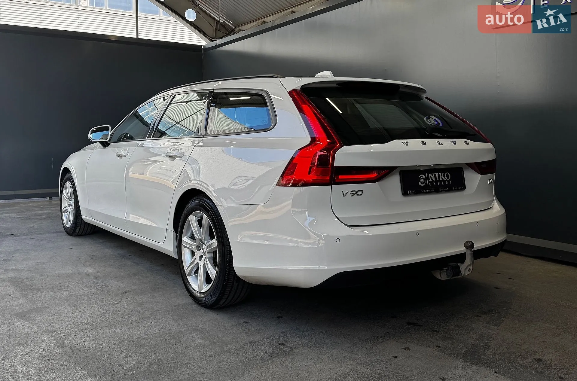 2017 Volvo V90 - мініатюра 9
