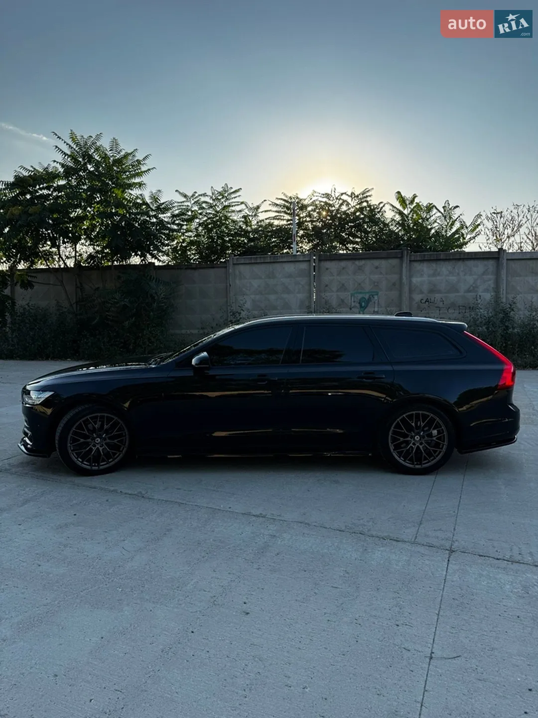 2017 Volvo V90 - мініатюра 9