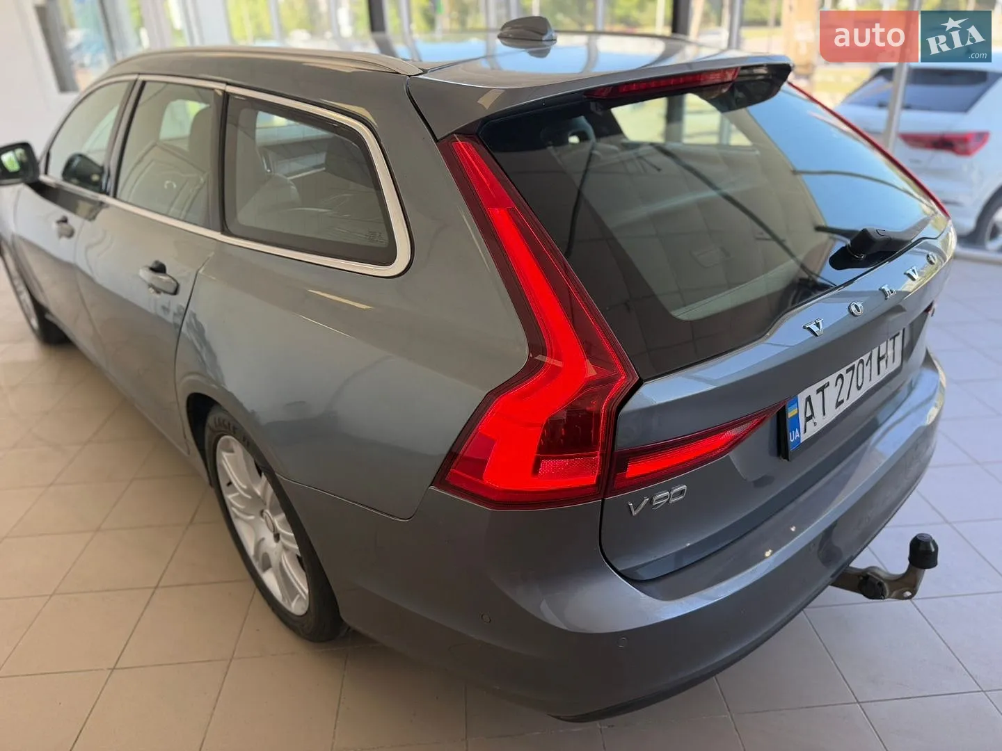 2017 Volvo V90 - мініатюра 18