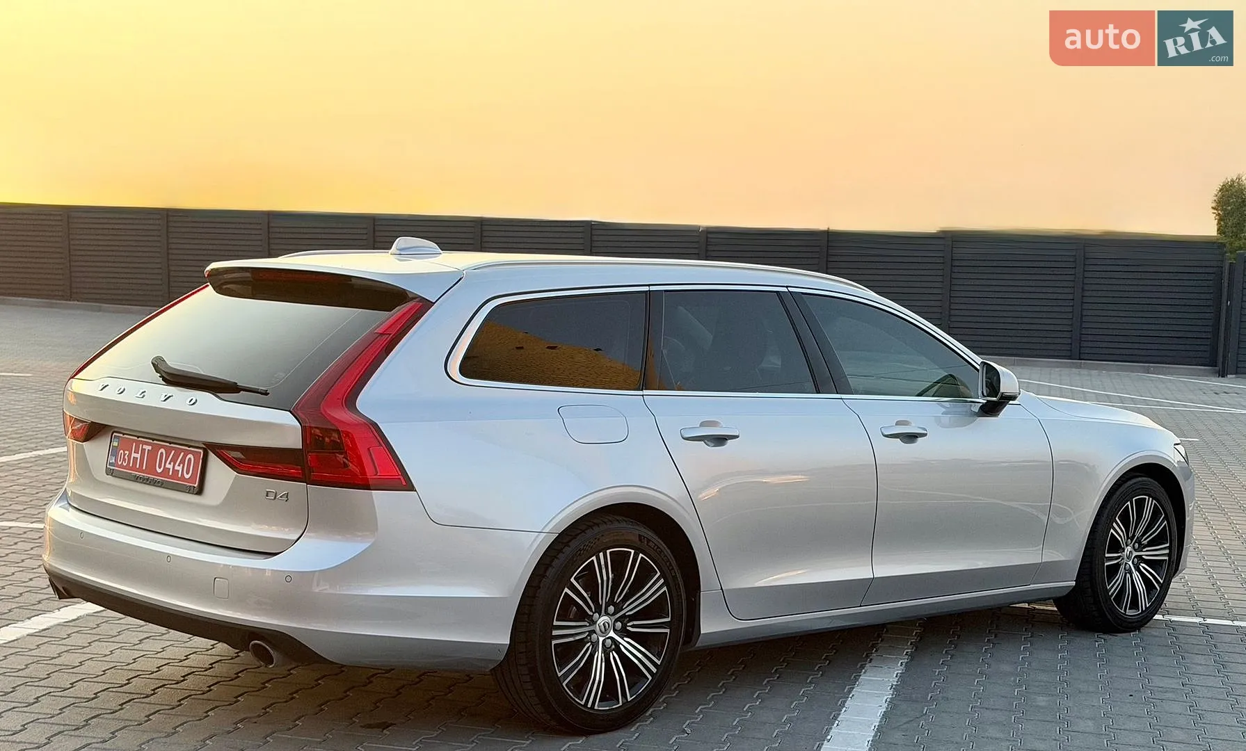 2017 Volvo V90 - мініатюра 34