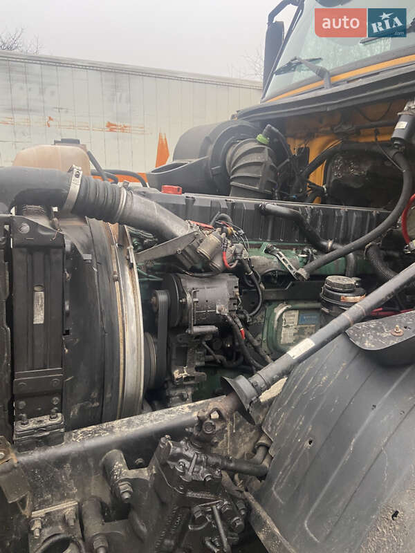 Самоскид Volvo VNL 660 2002 в Вінниці