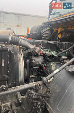Самосвал Volvo VNL 660 2002 в 