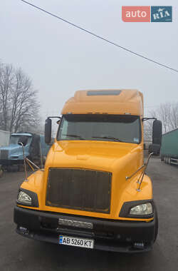 Самосвал Volvo VNL 660 2002 в 