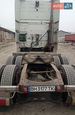 Тягач Volvo VNL 670 2003 в 