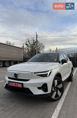 Позашляховик / Кросовер Volvo XC40 Recharge 2024 в 