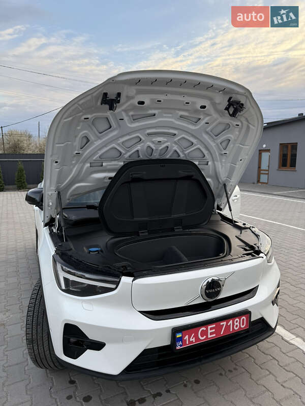 Внедорожник / Кроссовер Volvo XC40 Recharge 2024 в Ровно