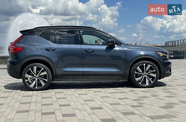 Внедорожник / Кроссовер Volvo XC40 Recharge 2021 в 
