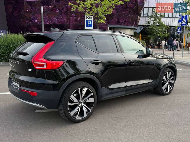 Внедорожник / Кроссовер Volvo XC40 Recharge 2021 в Киеве