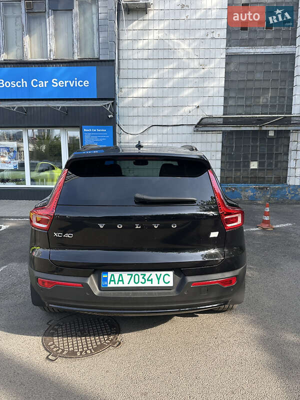 Внедорожник / Кроссовер Volvo XC40 Recharge 2023 в Киеве