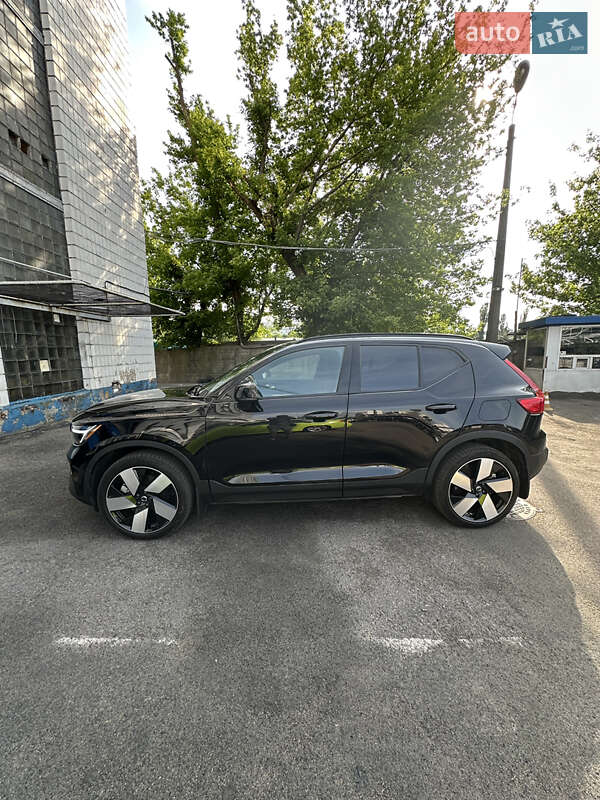 Внедорожник / Кроссовер Volvo XC40 Recharge 2023 в Киеве