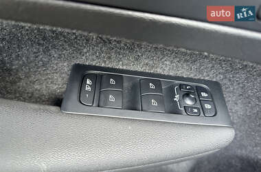 Внедорожник / Кроссовер Volvo XC40 Recharge 2023 в 