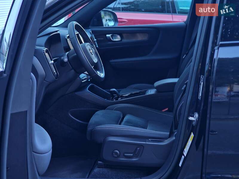 Внедорожник / Кроссовер Volvo XC40 Recharge 2022 в Одессе