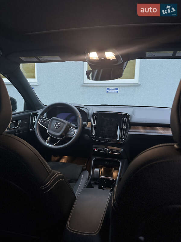 Внедорожник / Кроссовер Volvo XC40 Recharge 2022 в Ровно