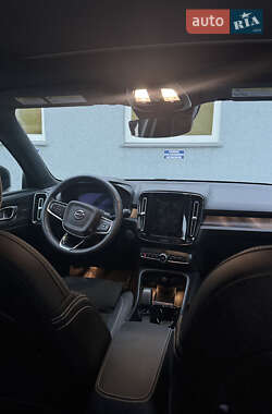Внедорожник / Кроссовер Volvo XC40 Recharge 2023 в 