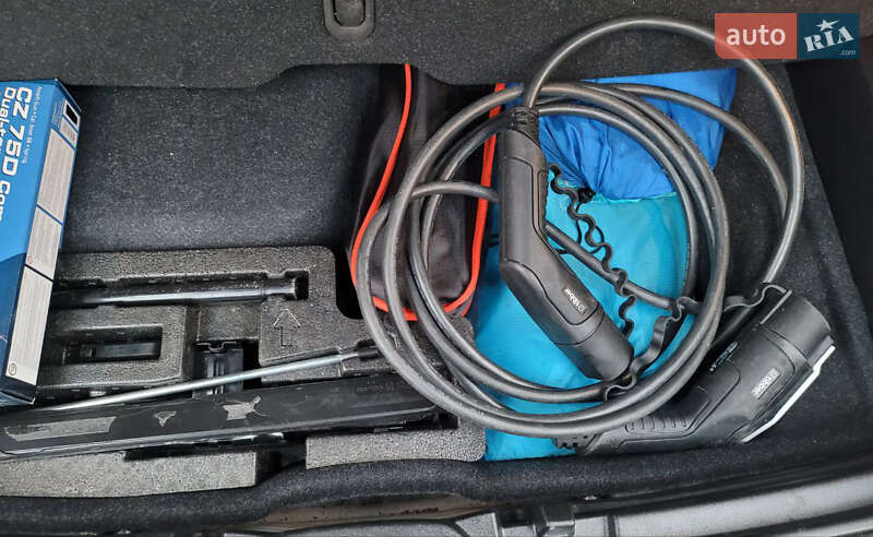 Внедорожник / Кроссовер Volvo XC40 Recharge 2022 в Ровно