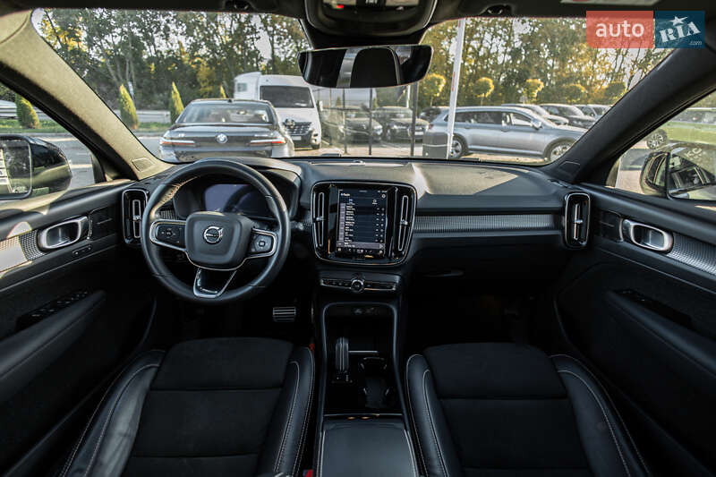 Внедорожник / Кроссовер Volvo XC40 Recharge 2021 в Львове