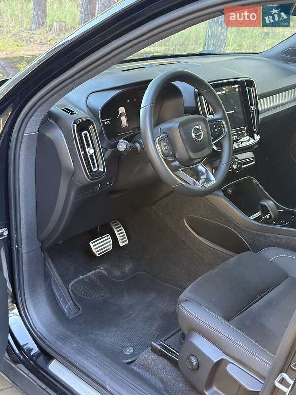 Внедорожник / Кроссовер Volvo XC40 Recharge 2023 в Ровно