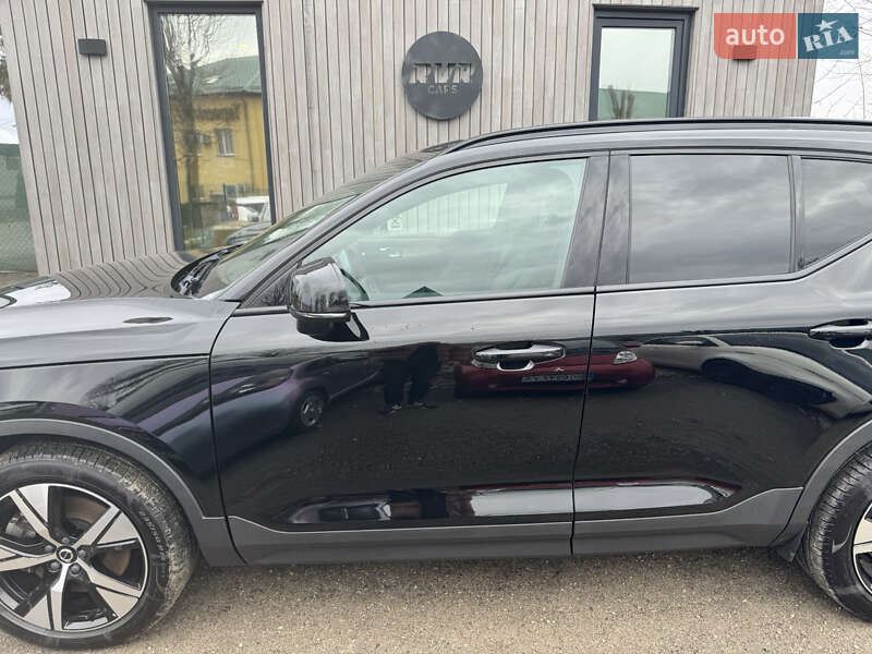 Позашляховик / Кросовер Volvo XC40 Recharge 2020 в Тернополі