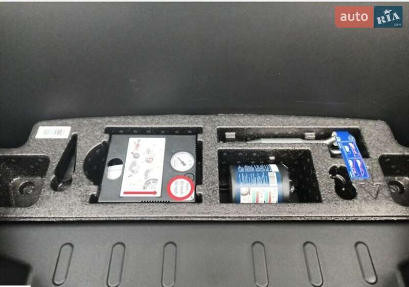 Внедорожник / Кроссовер Volvo XC40 Recharge 2021 в Житомире