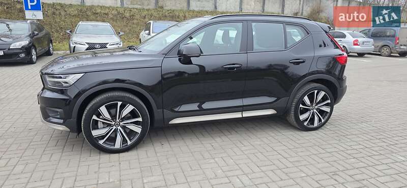 Позашляховик / Кросовер Volvo XC40 Recharge 2021 в Тернополі