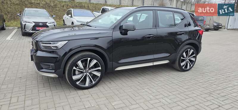 Позашляховик / Кросовер Volvo XC40 Recharge 2021 в Тернополі