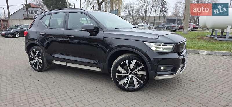Позашляховик / Кросовер Volvo XC40 Recharge 2021 в Тернополі
